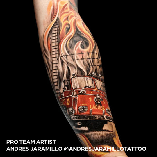 Paul Rogers Red — World Famous Tattoo Ink — 1/2oz 1oz
